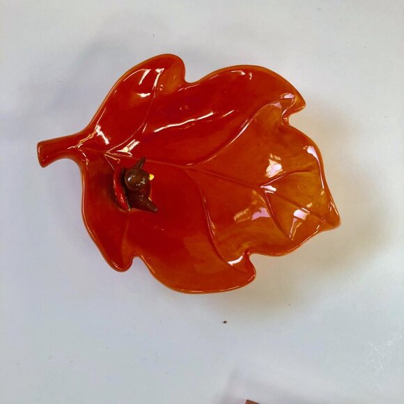 Russ, Adorable, Ceramic, Orange Leaf Trinket Dish with Small Turkey, appx 6"x7" - Picture 4 of 10